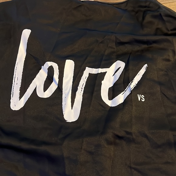 Victoria Secrets NEW LOVE Satin Robe - Picture 5 of 5